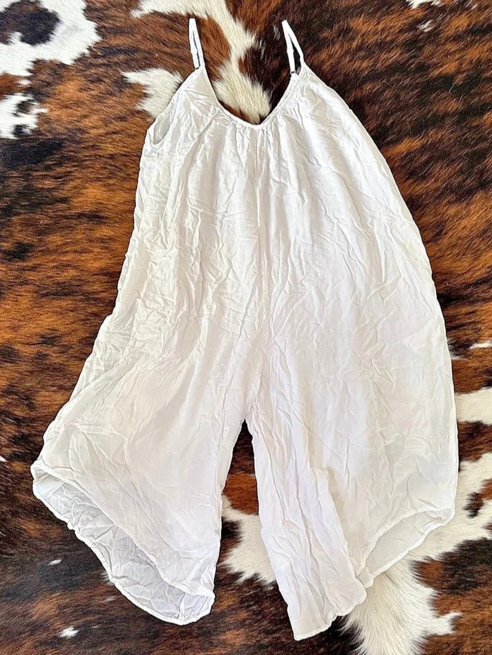 Beso del Sol White Jumpsuit Size Small